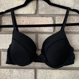 3for$20 bra has underwire 36C